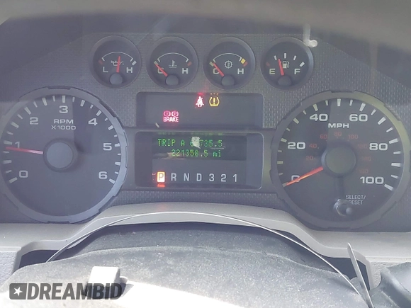 2010 Ford F-250 XL with VIN 1FTSW2A54AEA39871, listed as a IAAI auction lot 42566449 with 221,358 mi miles and . Bid and sale history available at DreamBid. Image 7.