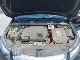 2014 Chevrolet Volt with VIN 1G1RE6E48EU172972, listed as a IAAI auction lot 42215102 with Not Provided miles and . Bid and sale history available at carsss.com. Image 10.