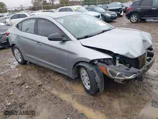 2017 Hyundai Elantra SE with VIN 5NPD74LF8HH148755, listed as a IAAI auction lot 40916795 with 133,024 mi miles. Bid and sale history available at carsss.com. Image 1.