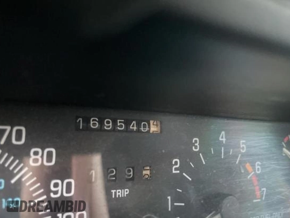 1999 Buick LeSabre Limited with VIN 1G4HR52K2XH492218, listed as a Copart auction lot 85612564 with 169,540 mi miles and Clean Title. Bid and sale history available at DreamBid. Image 8.