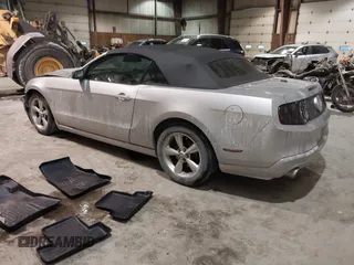 2012 Ford Mustang V6 with VIN 1ZVBP8EM9C5212396, listed as a IAAI auction lot 41398592 with 91,024 mi miles and . Bid and sale history available at carsss.com. Image 3.