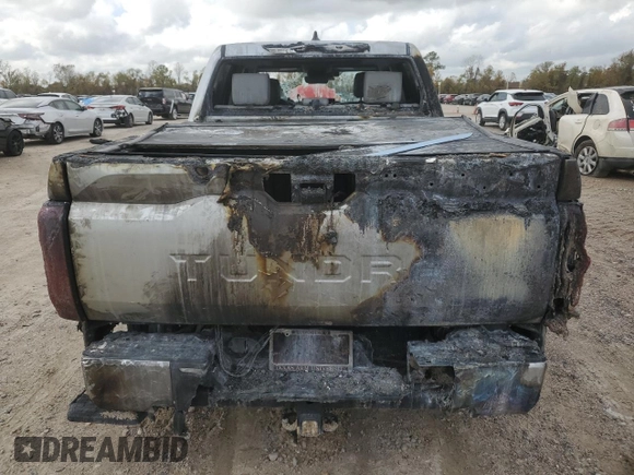 2022 Toyota Tundra Limited with VIN 5TFJA5AB2NX005620, listed as a Copart auction lot 85455824 with 17,520 mi miles and Salvage title. Bid and sale history available at DreamBid. Image 6.