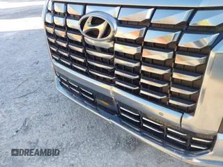 2024 Hyundai Palisade Calligraphy z VIN KM8R74GE4RU653931, wystawiony jako IAAI lot #41803590 z przebiegiem 25 374 mil mil oraz . Historia ofert i sprzedaży dostępna na DreamBid. Obrazek 6.