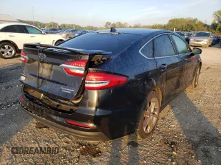 2020 Ford Fusion Hybrid Titanium with VIN 3FA6P0RU6LR100352, listed as a Copart auction lot 61331832 with 52,038 mi miles. Bid and sale history available at carsss.com. Image 4.