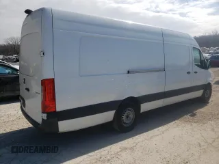 2021 Mercedes-Benz Sprinter with VIN W1Y4EDHY1MT059255, listed as a Copart auction lot 44941404 with 350,725 mi miles and Salvage Title. Bid and sale history available at DreamBid. Image 3.