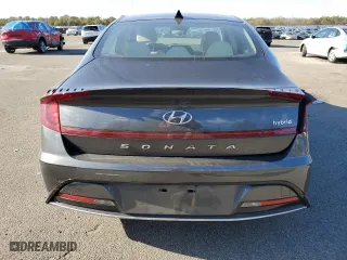 2023 Hyundai Sonata Hybrid SEL with VIN KMHL34JJ2PA073714, listed as a Copart auction lot 87590965 with 32,418 mi miles and Non Repairable. Bid and sale history available at carsss.com. Image 6.