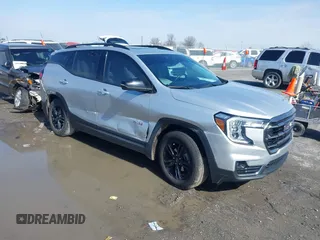 2022 GMC Terrain AT4 with VIN 3GKALYEV6NL182073, listed as a IAAI auction lot 41580354 with 57,273 mi miles. Bid and sale history available at carsss.com. Image 1.