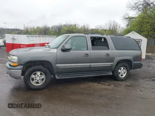 2002 Chevrolet Suburban LT with VIN 1GNFK16T92J210497, listed as a IAAI auction lot 41964048 with 208,752 mi miles. Bid and sale history available at carsss.com. Image 13.