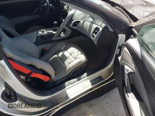 2019 Chevrolet Corvette Z06 3LZ with VIN 1G1YU2D67K5601664, listed as a IAAI auction lot 41923120 with 2,216 mi miles. Bid and sale history available at carsss.com. Image 5.