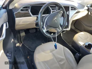 2014 Tesla Model S 60 with VIN 5YJSA1H13EFP37887, listed as a Copart auction lot 48438555 with Not provided miles and Clean title. Bid and sale history available at DreamBid. Image 8.
