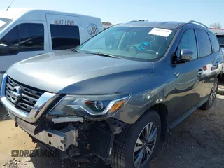 2017 Nissan Pathfinder SV with VIN 5N1DR2MM2HC613081, listed as a IAAI auction lot 41979227 with 137,371 mi miles. Bid and sale history available at carsss.com. Image 14.