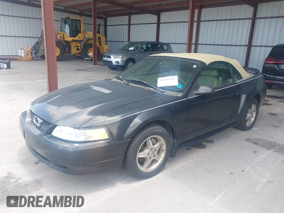 2000 Ford Mustang z VIN 1FAFP4444YF228124, wystawiony jako IAAI lot #42456191 z przebiegiem 225 253 mil mil oraz . Historia ofert i sprzedaży dostępna na DreamBid. Obrazek 2.