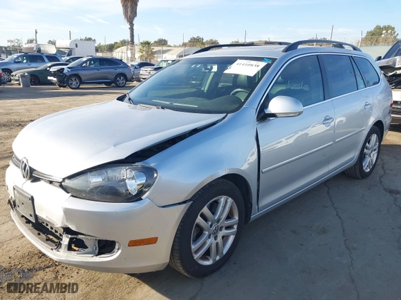2011 Volkswagen Jetta SportWagen TDI with VIN 3VWML7AJ3BM609296, listed as a IAAI auction lot 41410838 with 139369 miles. Bid and sale history available at carsss.com. Image 17.