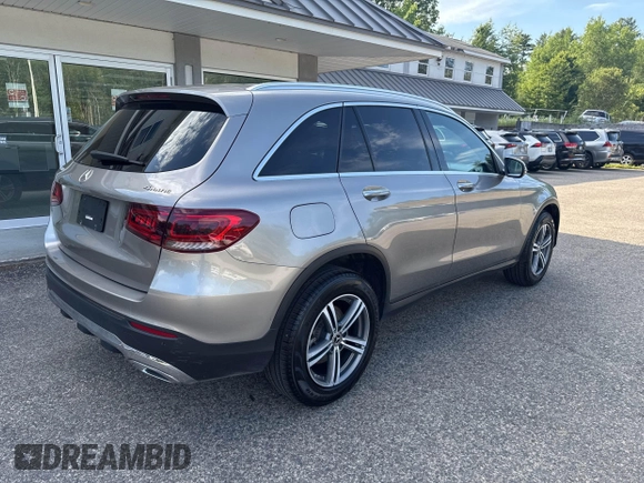 2020 Mercedes-Benz GLC 300 with VIN WDC0G8EB3LF693291, listed as a IAAI auction lot 42564435 with 101,725 mi miles and . Bid and sale history available at DreamBid. Image 4.