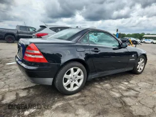 1998 Mercedes-Benz SLK 230/320 с VIN WDBKK47F1WF061897, выставлен на аукционе Copart как лот 60979075 с пробегом 66 539 миль миль и Чистый • Clean title. История ставок и продаж доступна на DreamBid. Изображение 3.