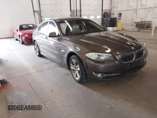 2012 BMW 5 Series 528i xDrive with VIN WBAXH5C52CDW10097, listed as a IAAI auction lot 42262068 with 93,473 mi miles and . Bid and sale history available at DreamBid. Image 1.