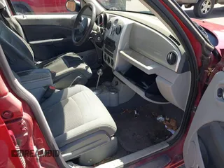 2010 Chrysler PT Cruiser z VIN 3A4GY5F92AT142231, wystawiony jako IAAI lot #42007223 z przebiegiem 85 366 mil mil oraz . Historia ofert i sprzedaży dostępna na DreamBid. Obrazek 5.