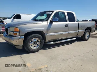 2000 GMC New Sierra 1500 SLE with VIN 2GTEC19T7Y1273257, listed as a Copart auction lot 73418164 with 256,169 mi miles and Clean Title. Bid and sale history available at carsss.com. Image 1.