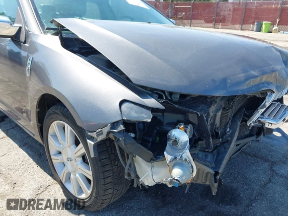 2010 Lincoln MKZ with VIN 3LNHL2GC1AR629771, listed as a IAAI auction lot 42572326 with 108,199 mi miles and . Bid and sale history available at DreamBid. Image 14.