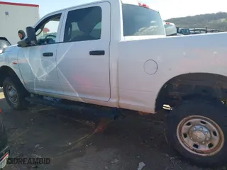 2018 Ram 2500 Tradesman with VIN 3C6TR5CT4JG377988, listed as a IAAI auction lot 41737821 with 125,512 mi miles. Bid and sale history available at carsss.com. Image 14.