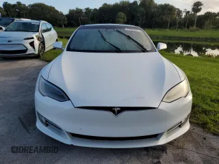 2021 Tesla Model S Long Range Plus z VIN 5YJSA1E23MF425368, wystawiony jako Copart lot #73956634 z przebiegiem Nie podano mil oraz Nie do naprawy • Non repairable. Historia ofert i sprzedaży dostępna na DreamBid. Obrazek 5.