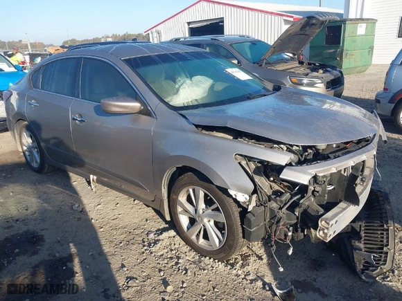 2014 Nissan Altima 2.5 with VIN 1N4AL3AP2EC141527, listed as a IAAI auction lot 40741182 with 60,826 mi miles. Bid and sale history available at carsss.com. Image 1.