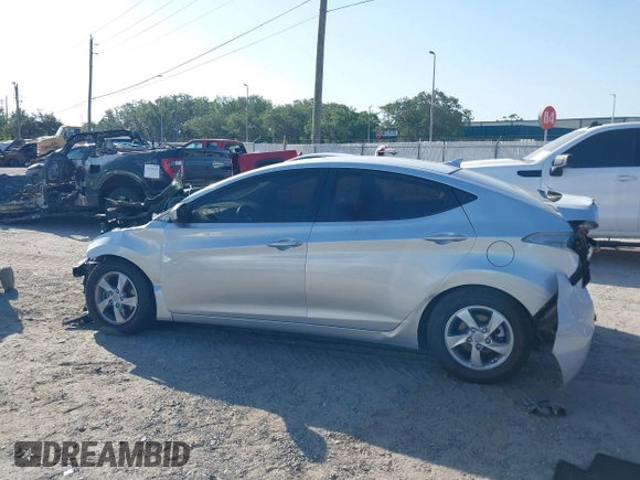 2015 Hyundai Elantra SE z VIN 5NPDH4AE8FH590181, wystawiony jako IAAI lot #42107147 z przebiegiem 107 083 mil mil oraz . Historia ofert i sprzedaży dostępna na DreamBid. Obrazek 14.