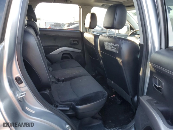 2010 Mitsubishi Outlander GT with VIN JA4JT5AX2AZ017197, listed as a Copart auction lot 82474664 with 116,954 mi miles and Clean Title. Bid and sale history available at carsss.com. Image 11.