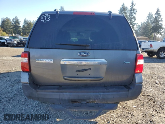 2011 Ford Expedition XL z VIN 1FMJU1G59BEF32767, wystawiony jako Copart lot #43025105 z przebiegiem 162 473 mil mil oraz Szkoda całkowita • Salvage title. Historia ofert i sprzedaży dostępna na DreamBid. Obrazek 6.