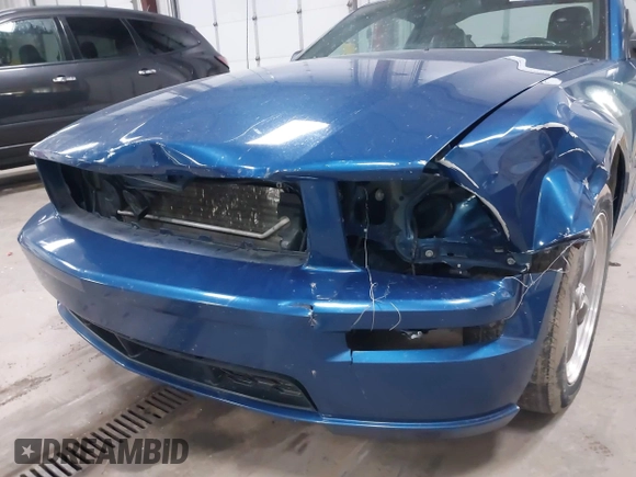 2006 Ford Mustang GT Deluxe with VIN 1ZVFT82H665185747, listed as a IAAI auction lot 42293060 with 157,093 mi miles and . Bid and sale history available at DreamBid. Image 6.