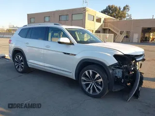 2023 Volkswagen Atlas SEL Premium R-Line z VIN 1V2FR2CA9PC513156, wystawiony jako IAAI lot #41421949 z przebiegiem 22 555 mil mil oraz . Historia ofert i sprzedaży dostępna na DreamBid. Obrazek 1.