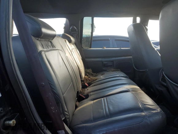 2001 Ford Explorer Eddie Bauer z VIN 1FMZU74E61UB05545, wystawiony jako Copart lot #42649494 z przebiegiem 136 242 mil mil oraz Nie do naprawy • Non repairable. Historia ofert i sprzedaży dostępna na DreamBid. Obrazek 11.