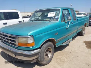 1995 Ford F-150 with VIN 1FTEX15H6SKA50480, listed as a IAAI auction lot 41871550 with 161,971 mi miles. Bid and sale history available at carsss.com. Image 2.