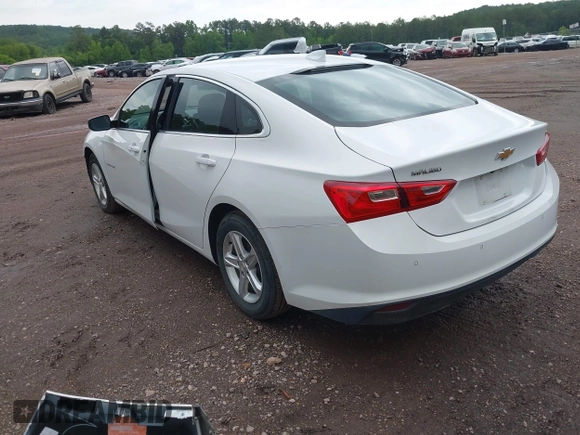 2024 Chevrolet Malibu LT with VIN 1G1ZD5ST1RF121543, listed as a IAAI auction lot 42249689 with 26,882 mi miles and . Bid and sale history available at DreamBid. Image 3.