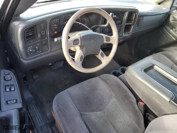 2006 Chevrolet Silverado 1500 LS with VIN 1GCEC19V36Z226913, listed as a Copart auction lot 50624775 with 201,579 mi miles and Clean Title. Bid and sale history available at carsss.com. Image 8.