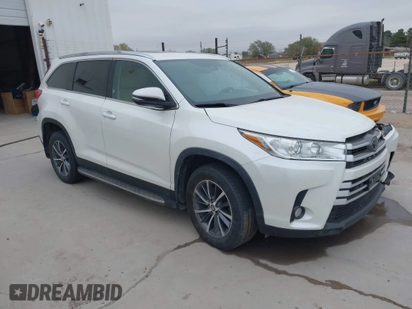 2019 Toyota Highlander SE with VIN 5TDKZRFH3KS366017, listed as a IAAI auction lot 40986322 with 67,313 mi miles and . Bid and sale history available at DreamBid. Image 1.