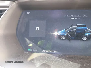 2016 Tesla Model X 70D z VIN 5YJXCBE20GF006744, wystawiony jako IAAI lot #42045005 z przebiegiem 169 619 mil mil oraz . Historia ofert i sprzedaży dostępna na DreamBid. Obrazek 17.