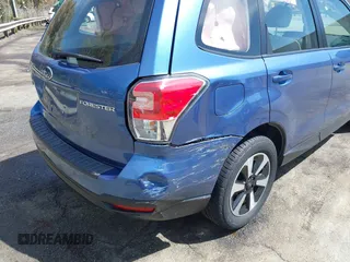 2018 Subaru Forester z VIN JF2SJABC9JH525596, wystawiony jako IAAI lot #41941424 z przebiegiem 32 622 mil mil oraz . Historia ofert i sprzedaży dostępna na DreamBid. Obrazek 18.