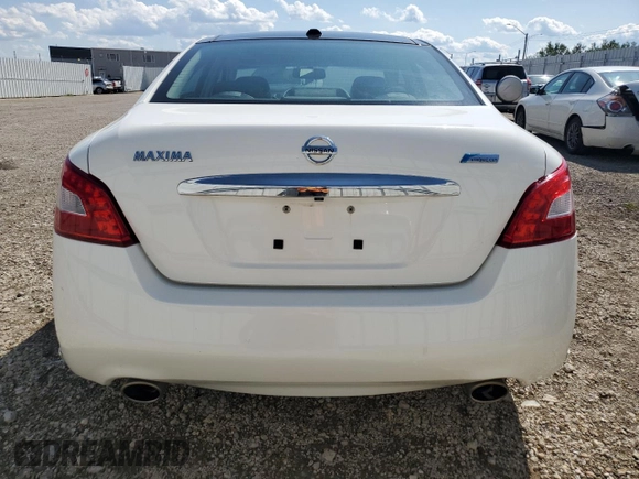 2011 Nissan Maxima SV z VIN 1N4AA5AP3BC822292, wystawiony jako Copart lot #61411155 z przebiegiem 224 273 mil mil oraz Szkoda całkowita • Salvage title. Historia ofert i sprzedaży dostępna na DreamBid. Obrazek 6.