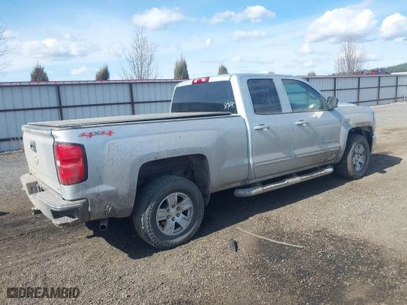2017 Chevrolet Silverado 1500 LT with VIN 1GCVKREC2HZ202207, listed as a IAAI auction lot 41755285 with 157,018 mi miles. Bid and sale history available at carsss.com. Image 4.