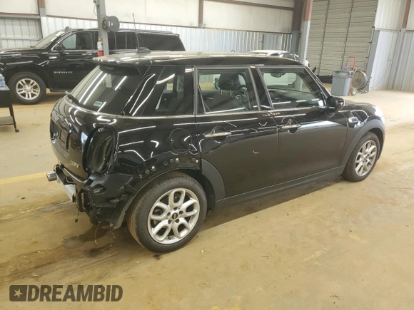 2021 MINI Hardtop 4 Door Oxford Edition with VIN WMWXU7C08M2N79978, listed as a Copart auction lot 61961105 with 29,714 mi miles and Salvage title. Bid and sale history available at DreamBid. Image 3.