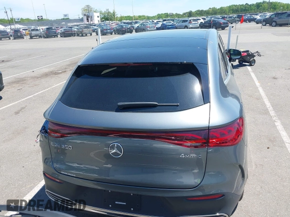 2024 Mercedes-Benz EQE 350 z VIN 4JGGM1CB6RA058722, wystawiony jako IAAI lot #42119327 z przebiegiem 5 503 mil mil oraz . Historia ofert i sprzedaży dostępna na DreamBid. Obrazek 16.