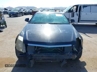 2012 Cadillac CTS z VIN 1G6DA1E30C0140824, wystawiony jako IAAI lot #42426732 z przebiegiem 132 697 mil mil oraz . Historia ofert i sprzedaży dostępna na DreamBid. Obrazek 13.