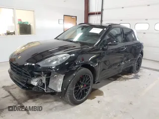 2017 Porsche Macan GTS с VIN WP1AG2A52HLB52375, выставлен на аукционе IAAI как лот 41816031 с пробегом 107 019 миль миль и . История ставок и продаж доступна на DreamBid. Изображение 17.