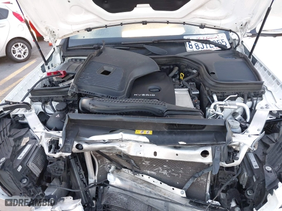 2019 Mercedes-Benz GLC with VIN WDC0G5EB1KF519491, listed as a IAAI auction lot 41858783 with 48,561 mi miles. Bid and sale history available at carsss.com. Image 10.