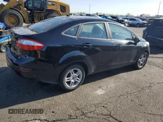 2019 Ford Fiesta SE z VIN 3FADP4BJXKM109534, wystawiony jako Copart lot #54074555 z przebiegiem 84 360 mil mil oraz Szkoda całkowita • Salvage title. Historia ofert i sprzedaży dostępna na DreamBid. Obrazek 3.