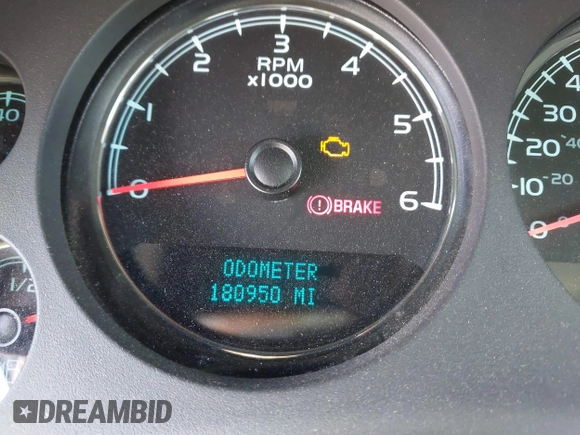 2008 GMC Yukon SLT w/4SB with VIN 1GKFK13078R209074, listed as a IAAI auction lot 41869070 with 180,950 mi miles. Bid and sale history available at carsss.com. Image 15.