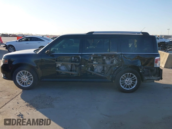 2015 Ford Flex SEL with VIN 2FMGK5C80FBA21957, listed as a IAAI auction lot 41845270 with 187,799 mi miles. Bid and sale history available at carsss.com. Image 15.