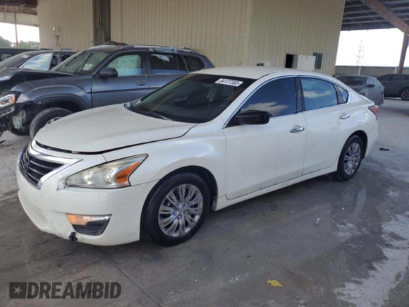 2015 Nissan Altima 2.5 S with VIN 1N4AL3AP0FC198200, listed as a Copart auction lot 54127355 with 180,725 mi miles and Clean Title. Bid and sale history available at carsss.com. Image 1.