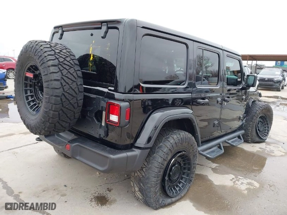 2022 Jeep Wrangler Unlimited Sahara with VIN 1C4HJXEGXNW222743, listed as a IAAI auction lot 41380862 with 47,386 mi miles. Bid and sale history available at carsss.com. Image 4.